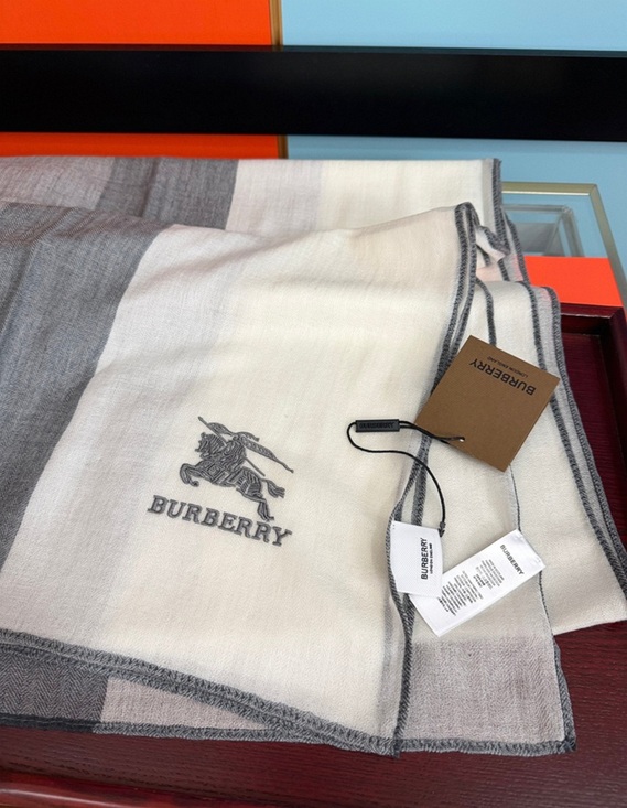 .Burberry® Accessories - Burberry Large Soft Wrap Scarf Grey White Contrast